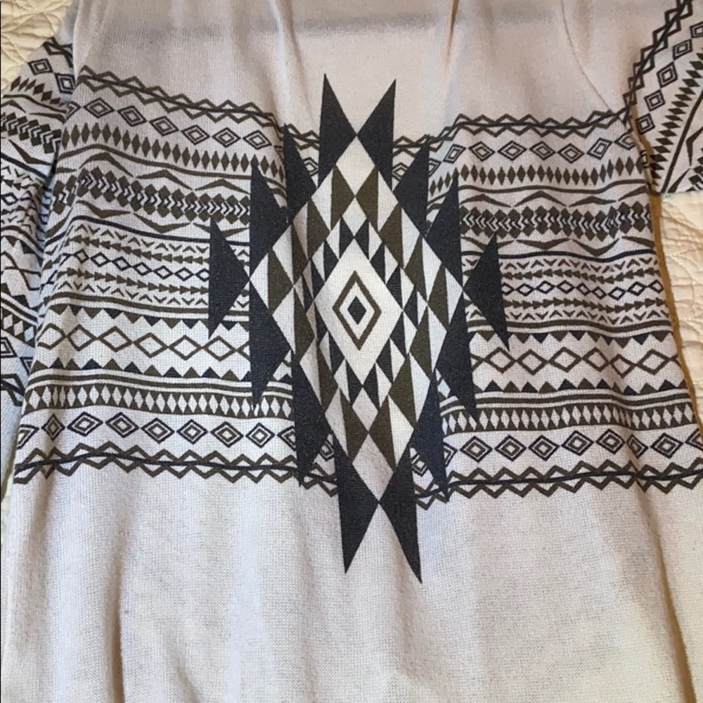 Draping sweater - Picture 3 of 3